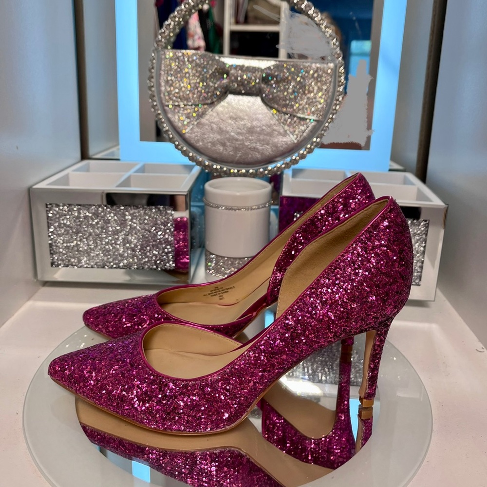 Marc Jacobs Pink Sparkle Stiletto heels. Size 8.